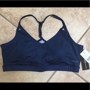 AR 33 sports bra